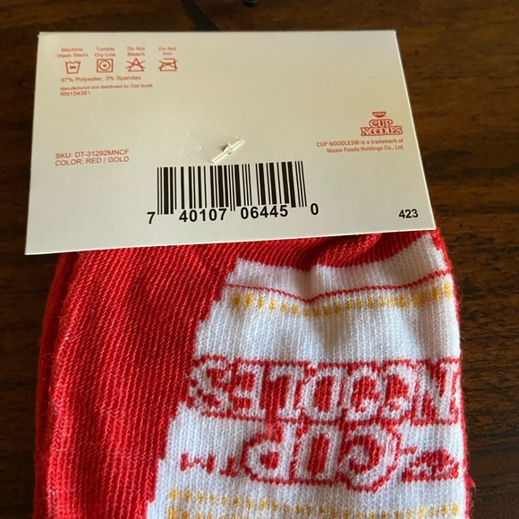 Cup Of Noodles Adult Crew Socks - Picture 4 of 5
